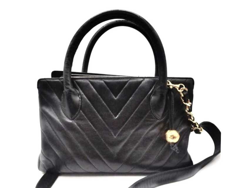 シャネル買取 シェブロン 2WAYトートバッグ